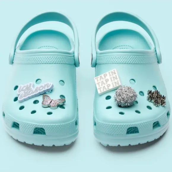 NWT crocs limited release saweetie classic crocs with charms - Picture 2 of 9